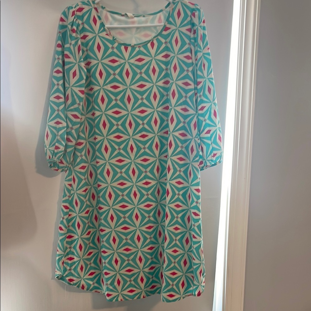 Geometric Patterned Dress in Green and Red